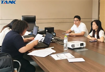 Бъдете в крак с международните стандарти! Semi - ремаркета на Shandong Compan...